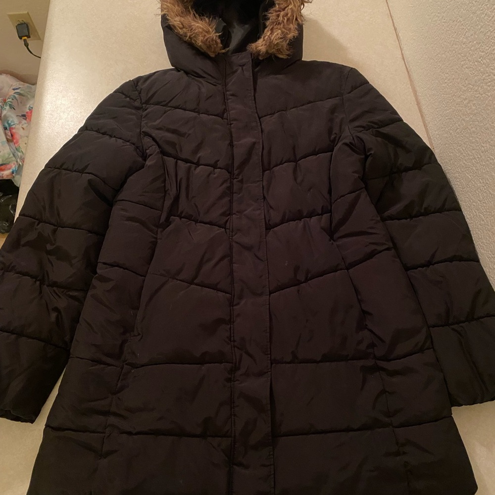 The Children's Place Black Puffer Coat with Faux Fur Trim